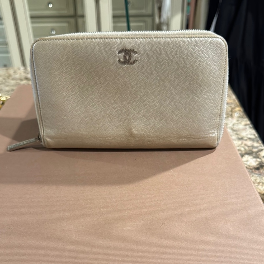 Chanel Cream Wallet